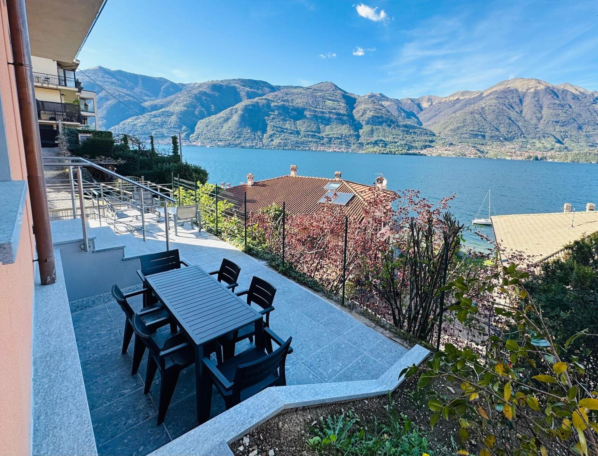 Monolocale Sosta Sul Lago Lezzeno Bagian luar foto